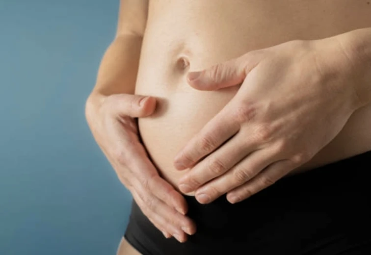 Abdominal bulging from an underactive abdominal wall